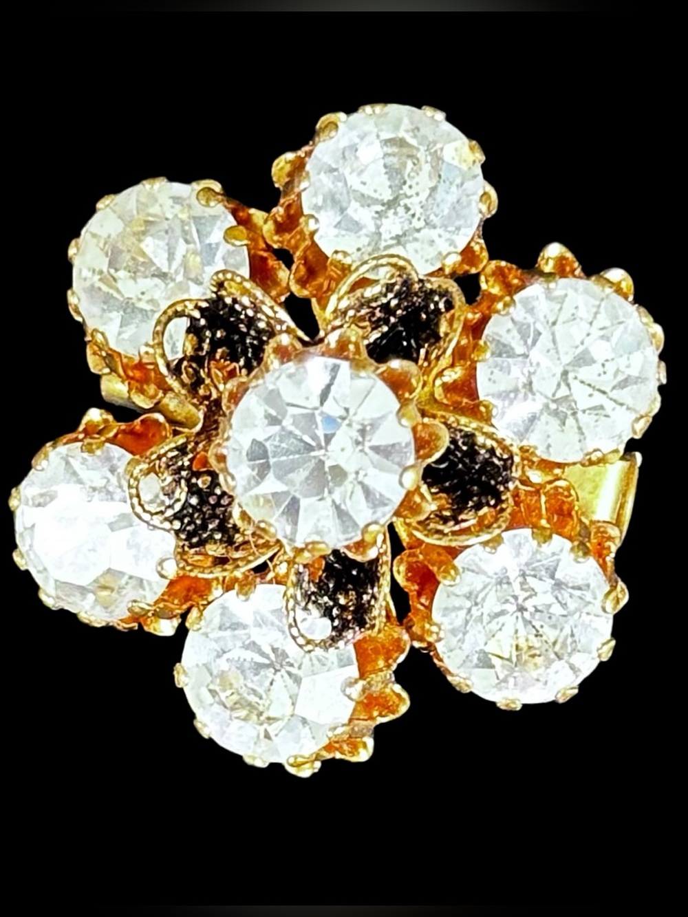 Vintage Gold Tone Floral Rhinestone Brooch Retro Flower Pin Jewelry